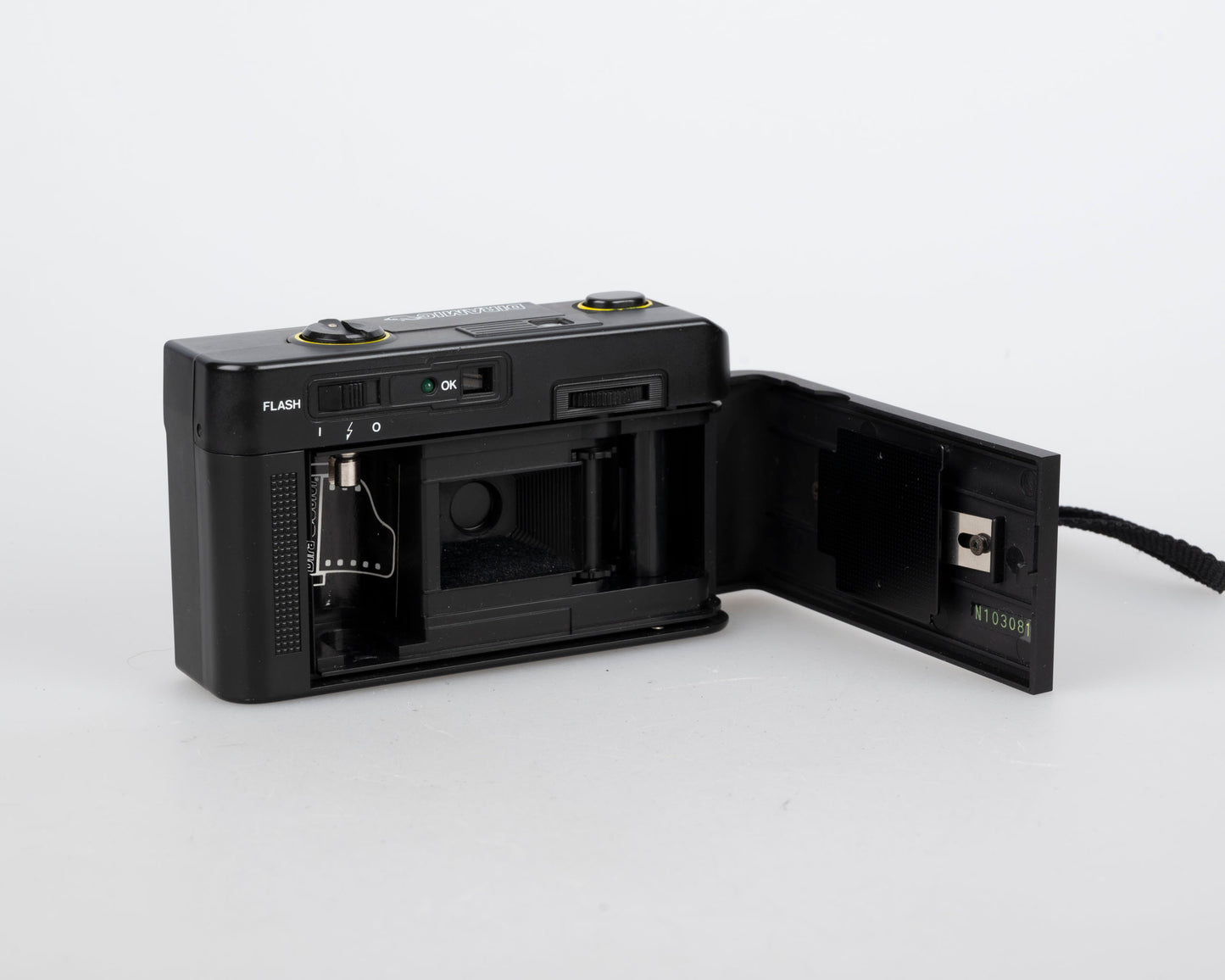 Diramic XL 1000 35mm camera (serial N013081)