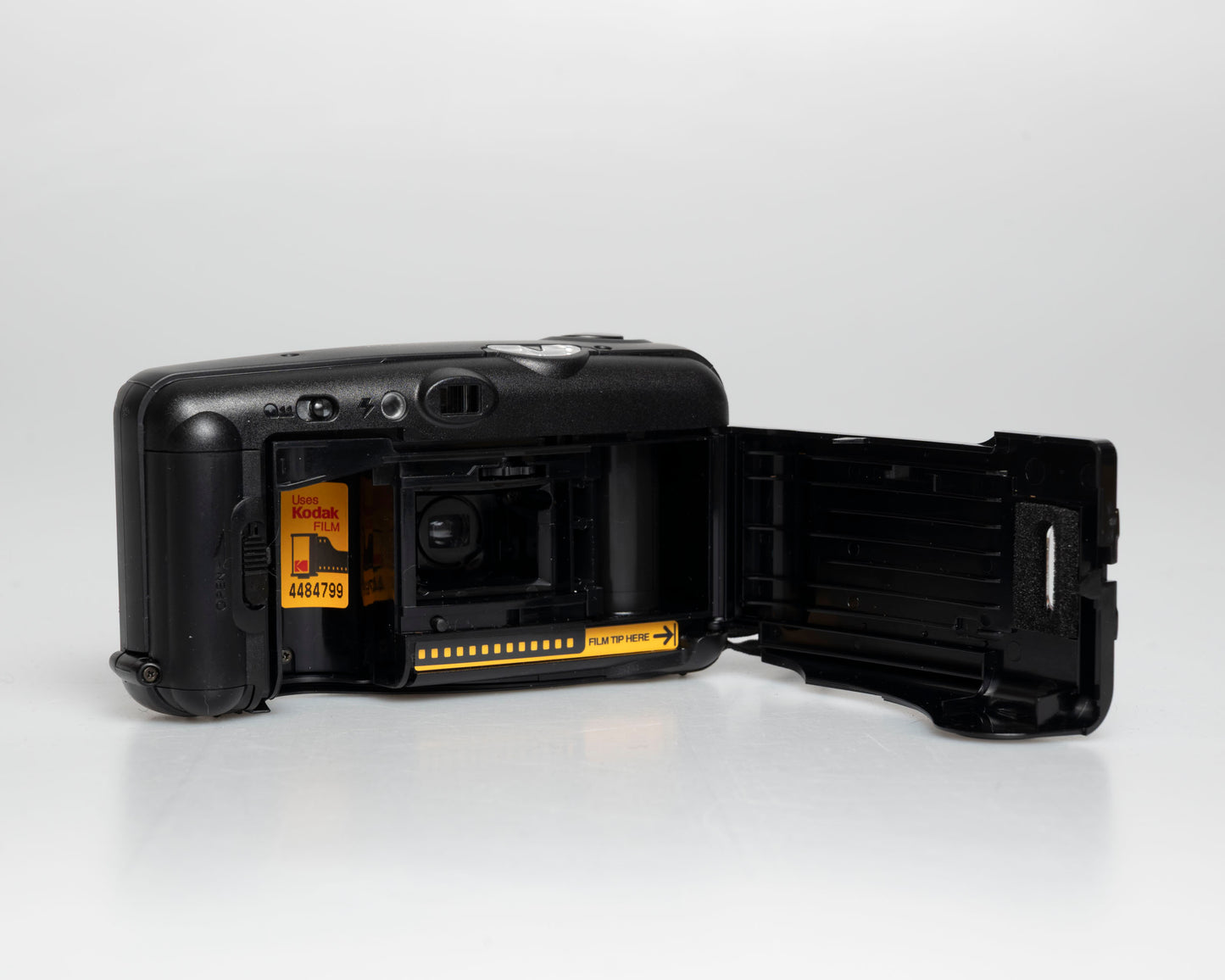 Appareil photo Kodak KB20 35mm avec manuel d'utilisation (série 4484799)
