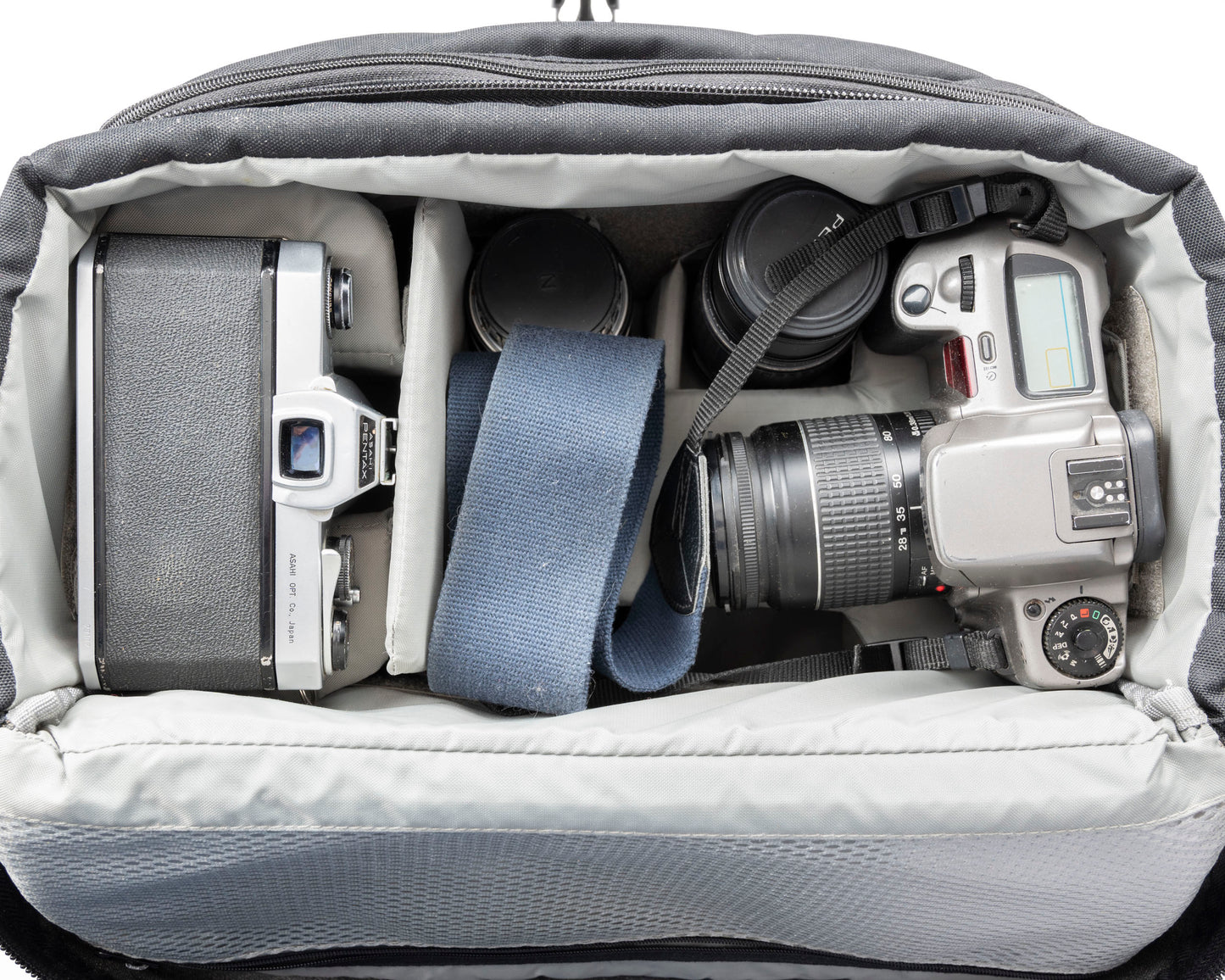 Lowepro Nova 5 grand sac pour appareil photo (noir avec bordure grise)