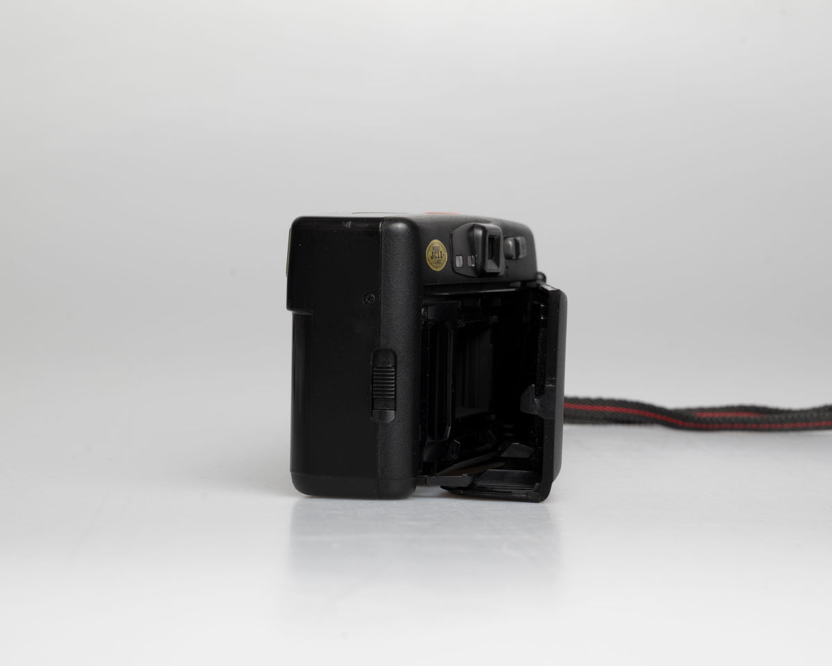 Fujifilm DL-60 35mm film camera (serial 20507903)