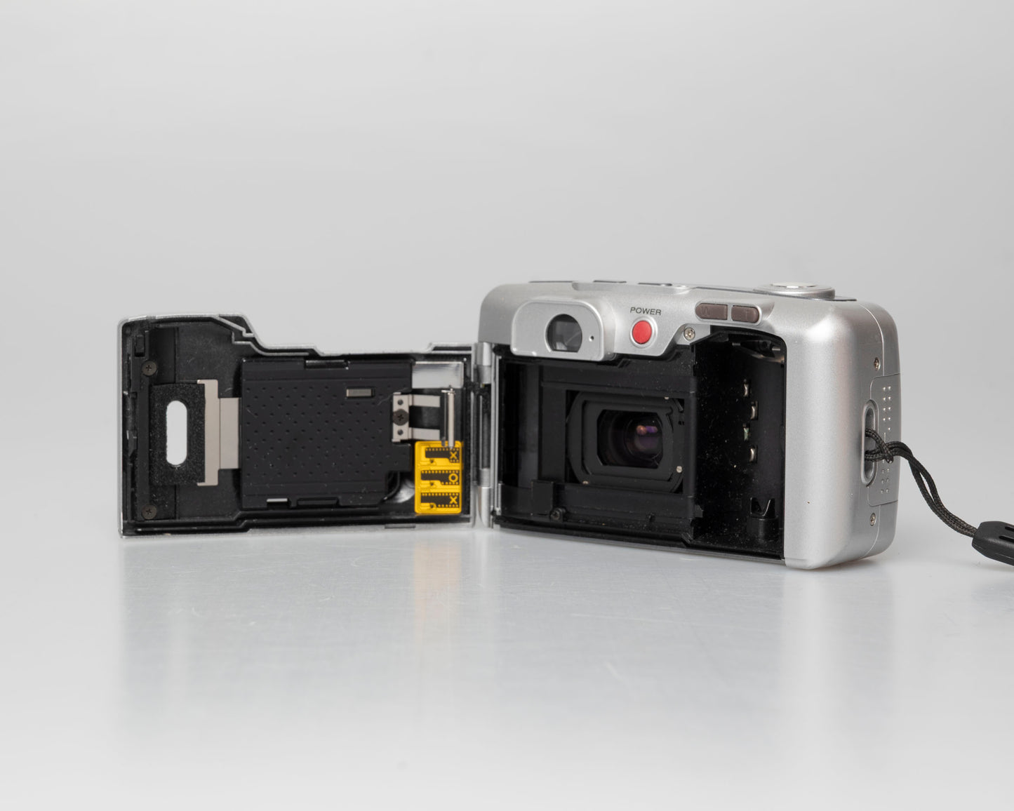 Samsung Maxima Zoom 1050 Ti compact 35mm camera (serial 94210533)