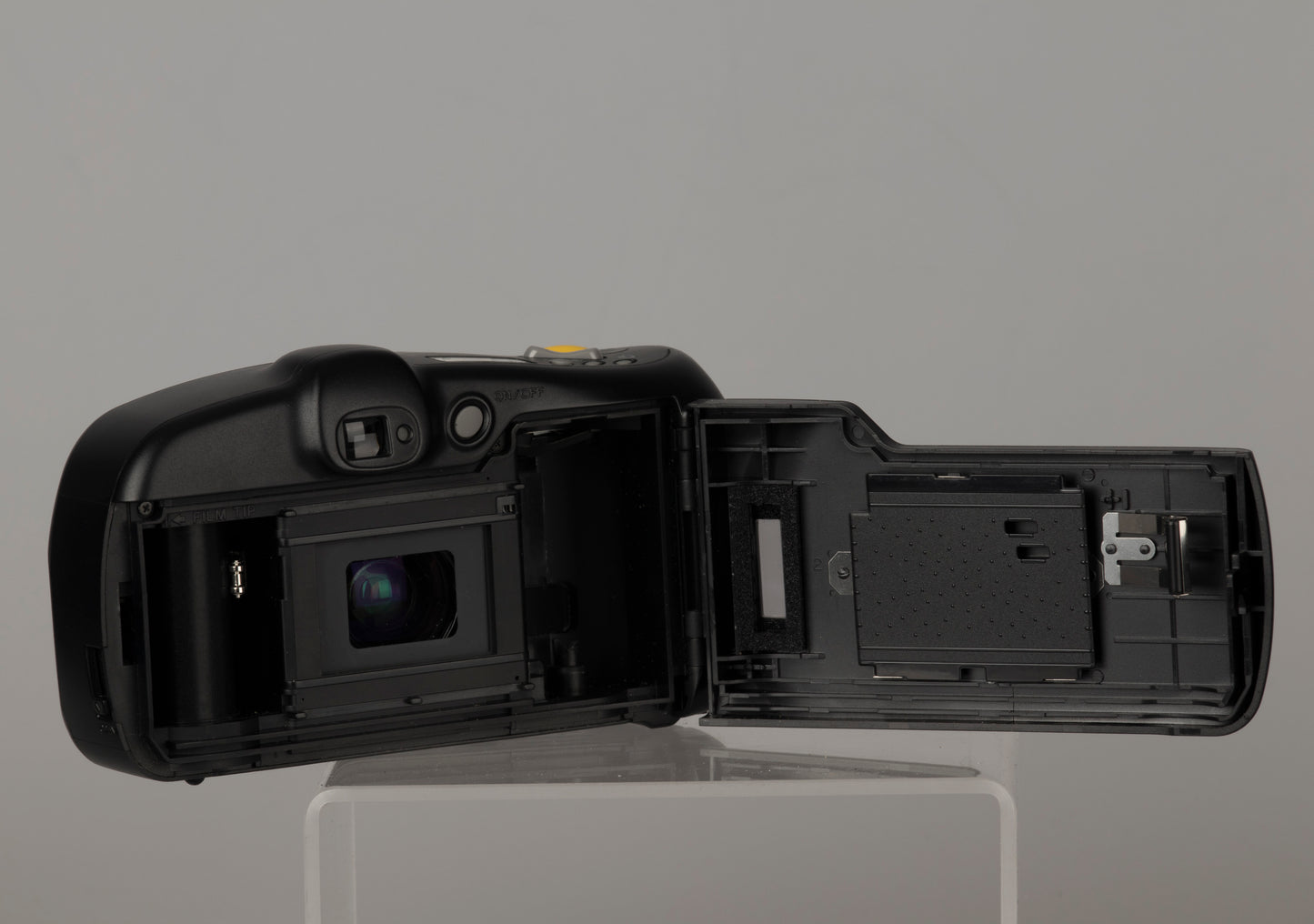 Minolta Freedom Action Zoom 35mm camera