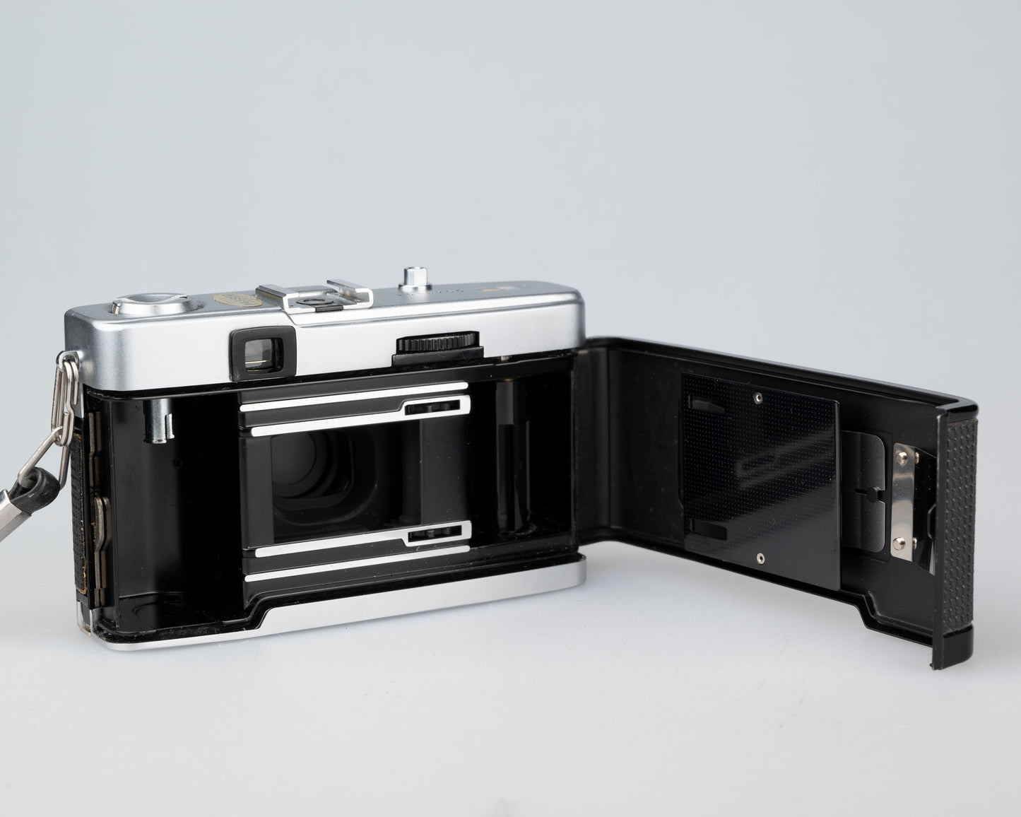 Olympus Trip 35 35mm camera (serial 1613265)