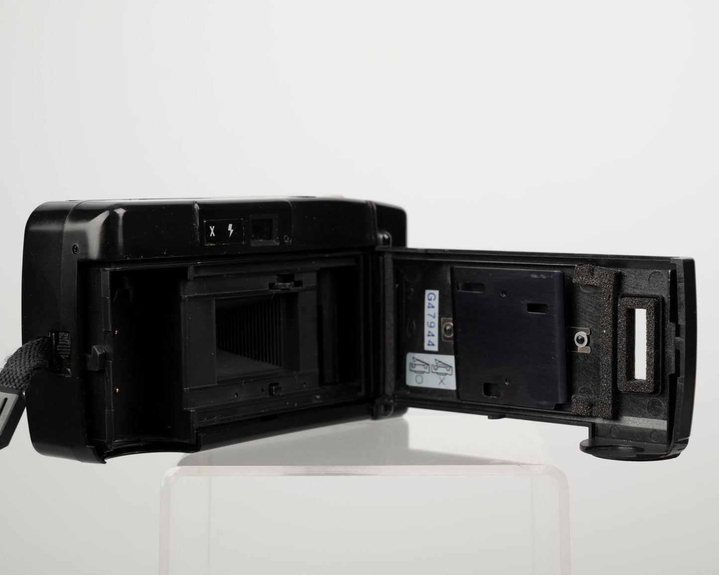 Appareil photo argentique 35 mm sans mise au point compacte Vivitar C3S Motor
