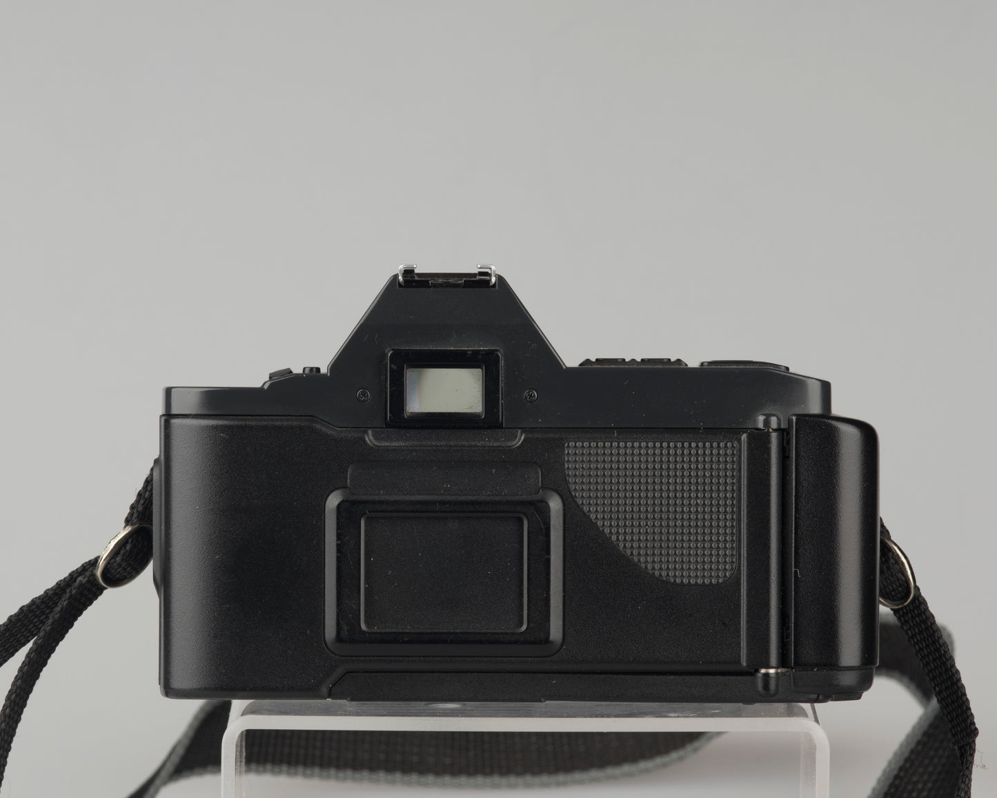 Canon T70 35 mm SLR avec objectif grand angle 35 mm f2.8