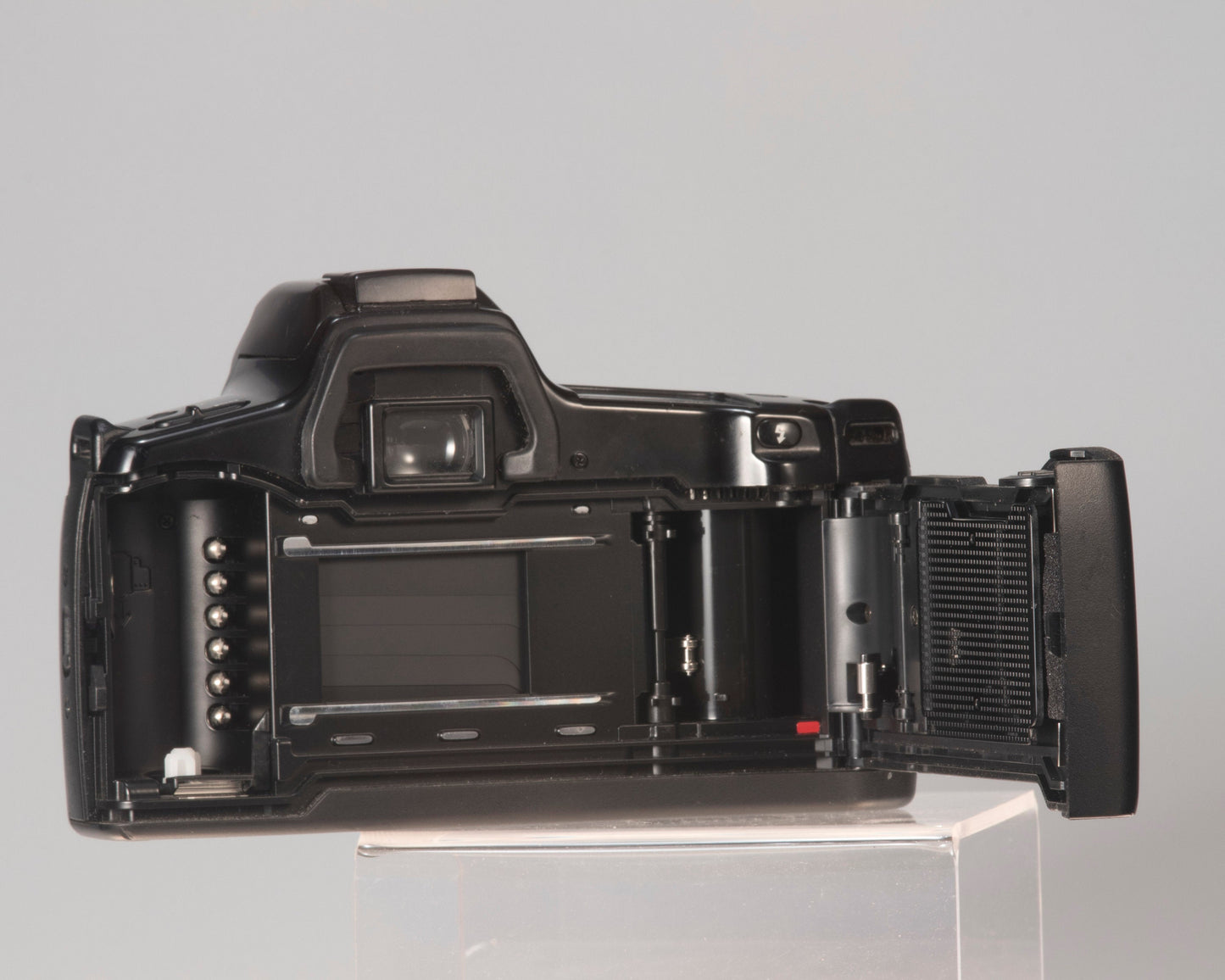 Minolta Maxxum 3xi 35mm film SLR
