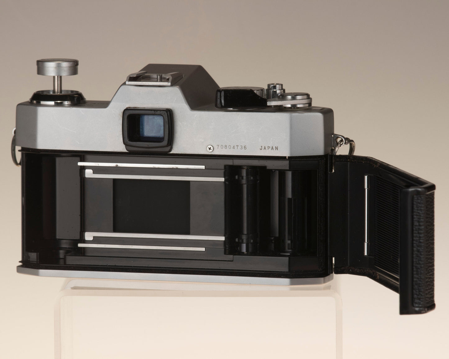 Yashica FX-2 Reflex 35 mm + objectif 50 mm f1.9