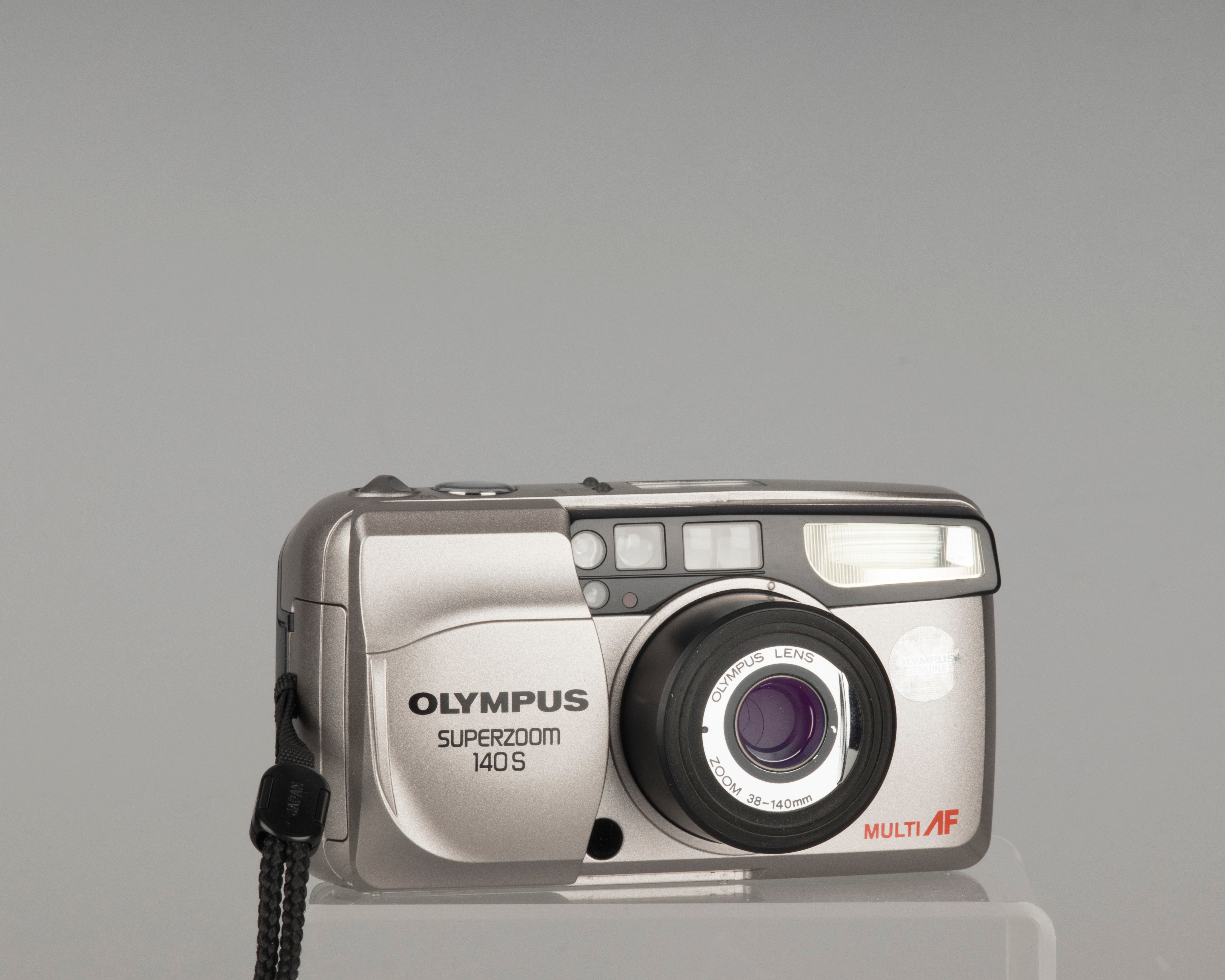 Olympus SuperZoom 140S 35mm camera – New Wave Pool