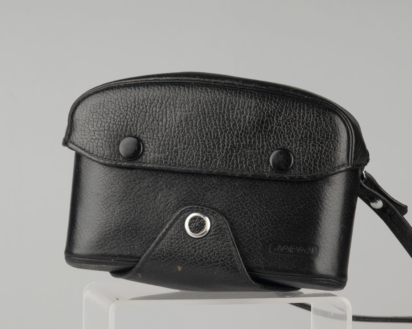 Pentax Spotmatic SP II w/ SMC Takumar 55mm f1.8 lens + leather case // modified for modern batteries
