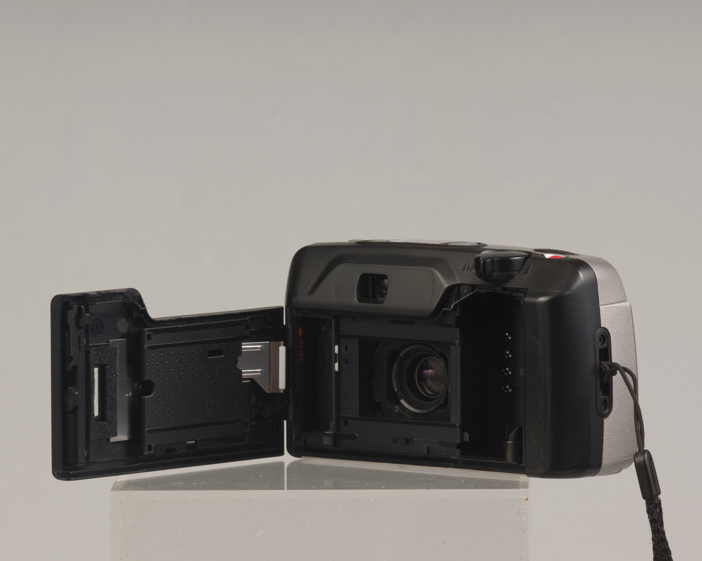 Appareil photo Pentax Espio 738G 35 mm (série 9132867)