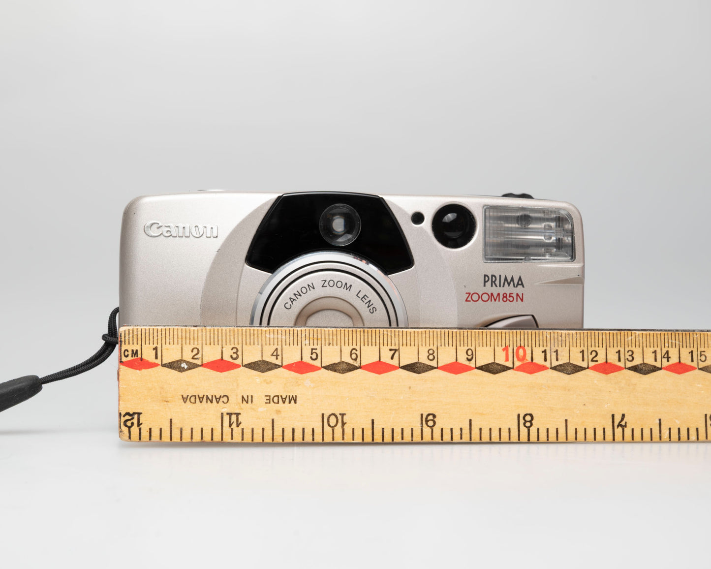 Canon Prima Zoom 85N Date 35mm camera (serial 6909395)