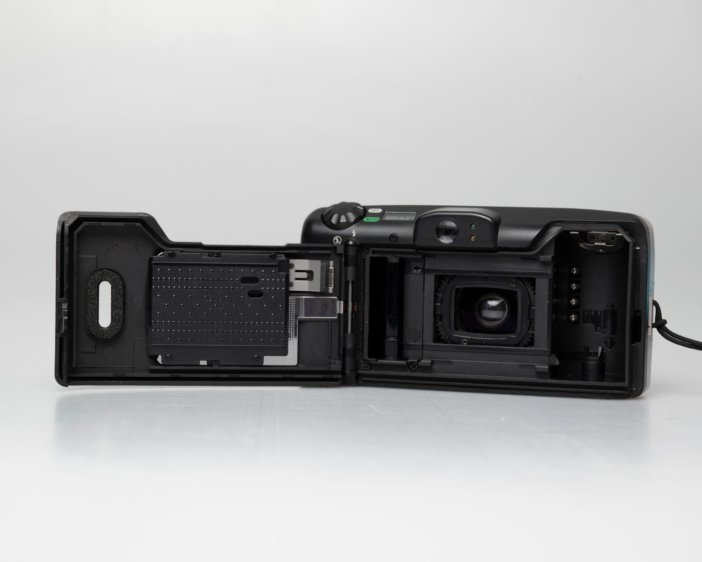 Canon Prima Zoom 85N Date 35mm camera (serial 6909395)