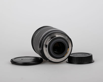 Canon EF-S 18-200mm 1:3.5-5.6 IS zoom lens (serial 4601025608)