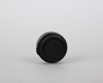 Objectif Canon EF-S 24mm 1:2.8 STM (numéro de série 6411106681)
