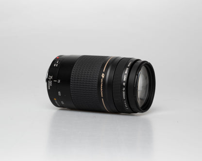Canon EF 75-300mm F4-5.6 II Ultrasonic zoom lens (serial 1502844D)