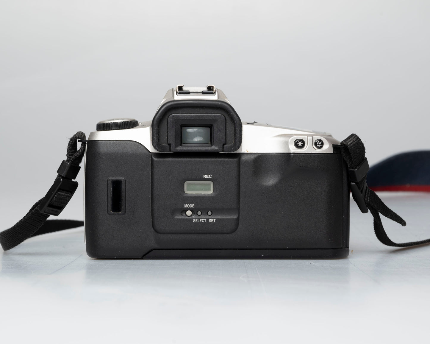 Canon EOS Rebel G 35mm film SLR w/ Canon EF 28-80mm lens (serial 2266407)