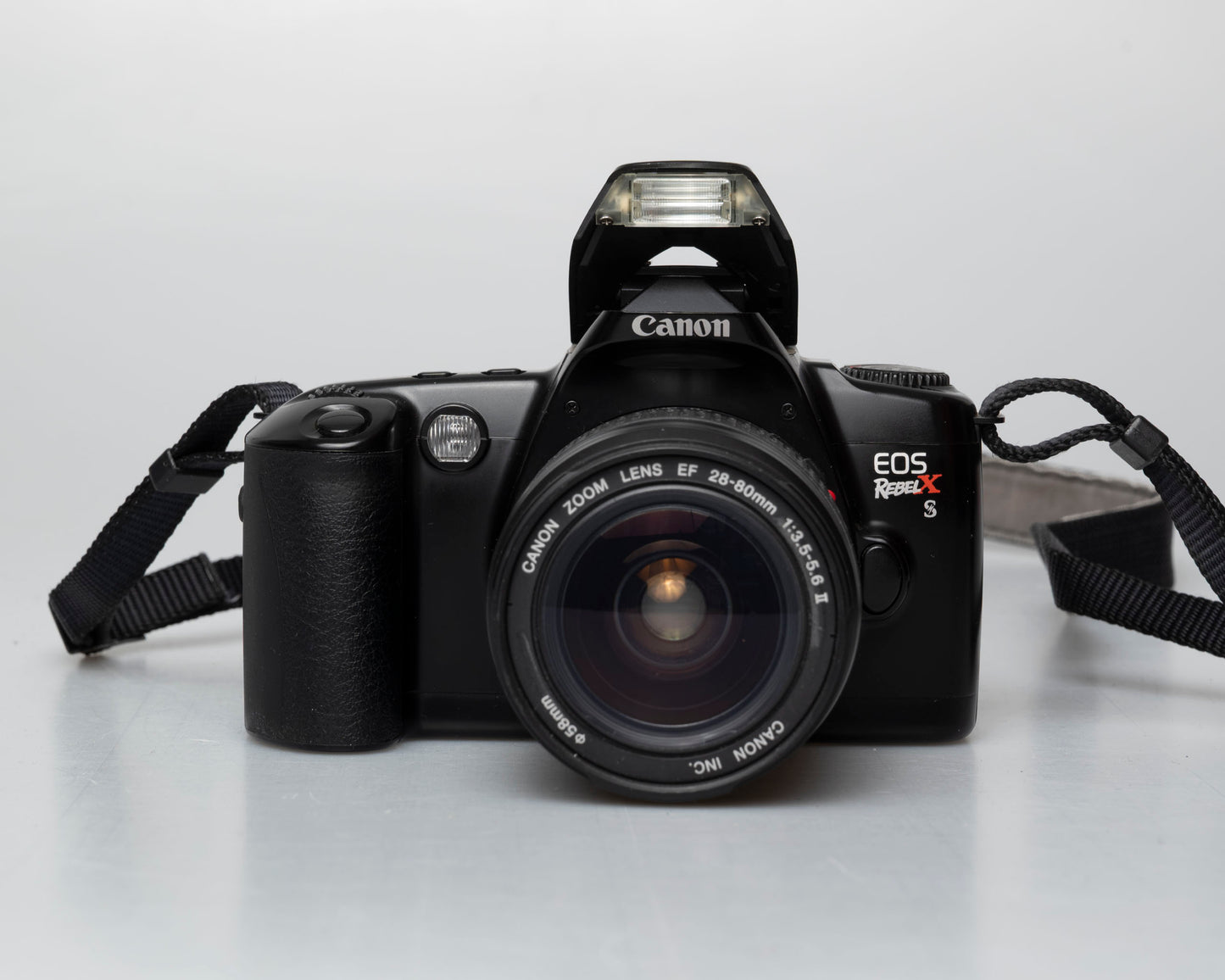 Canon EOS Rebel XS Kit reflex 35mm avec objectif EF 35-80mm + sac pour appareil photo + boîte