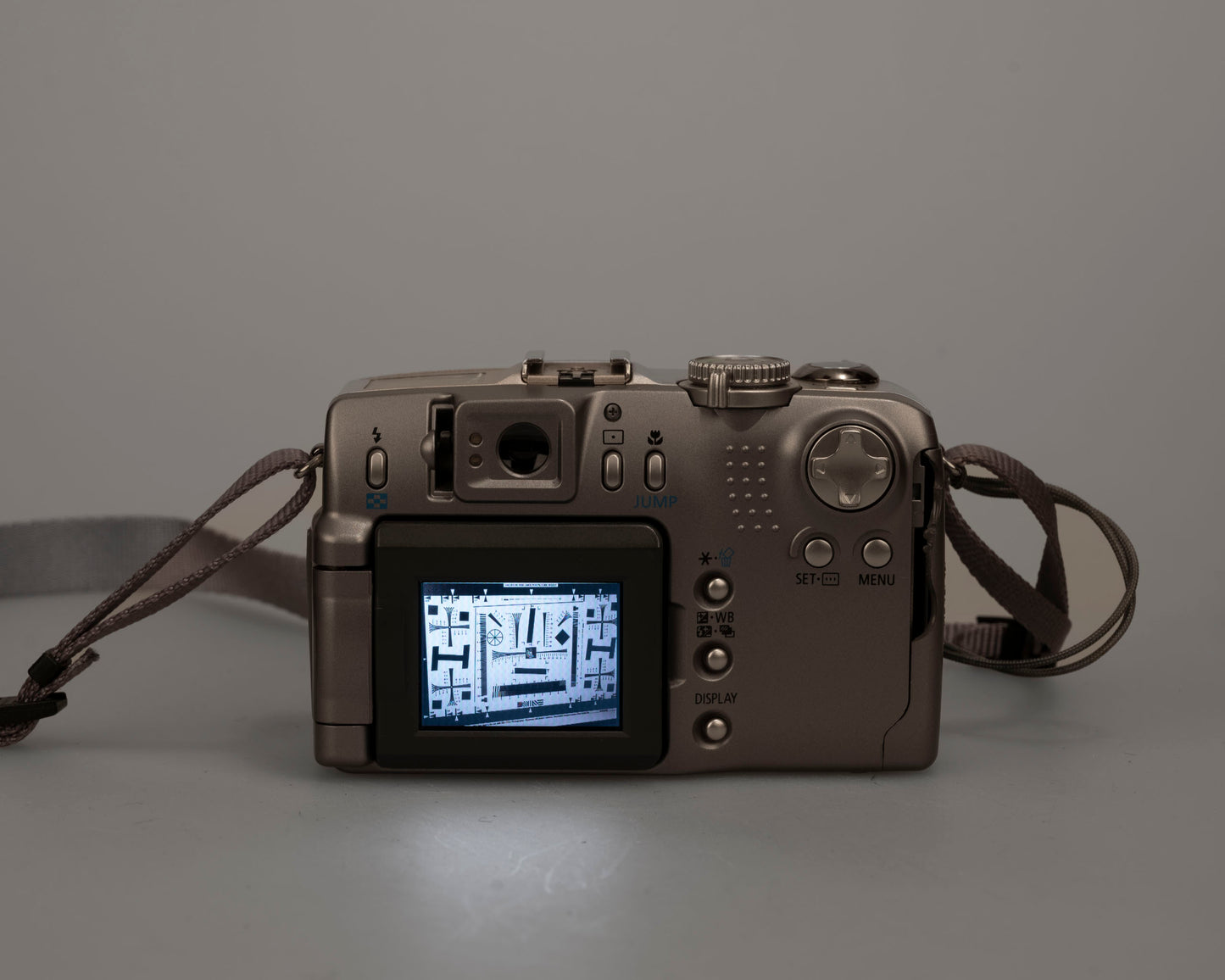 Canon Powershot G2 digicam w/ 4 MP CCD sensor; includes 256MB CF card + 2 batteries w/ charger + original box, manuals & accessories