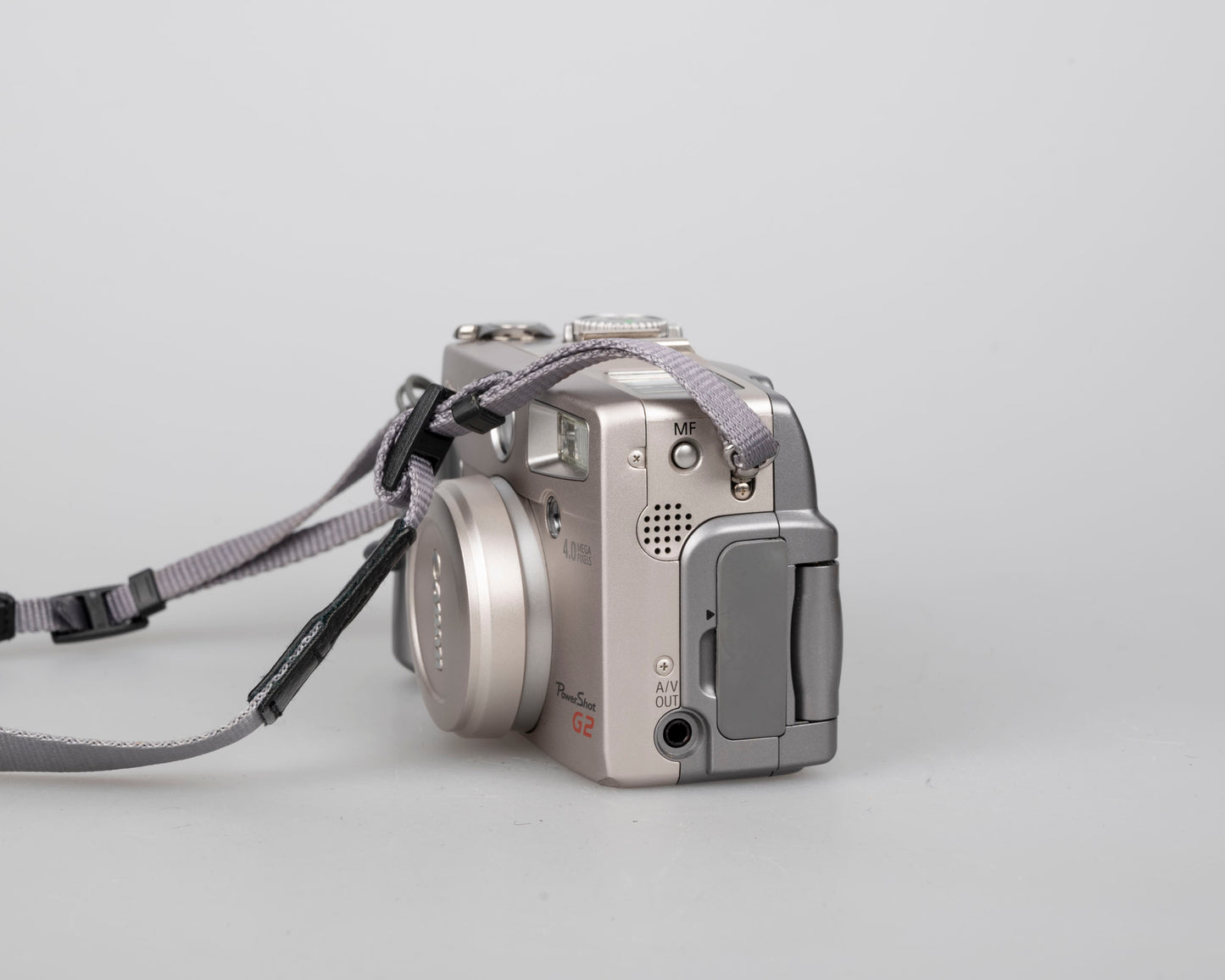 Canon Powershot G2 digicam w/ 4 MP CCD sensor; includes 256MB CF card + 2 batteries w/ charger + original box, manuals & accessories