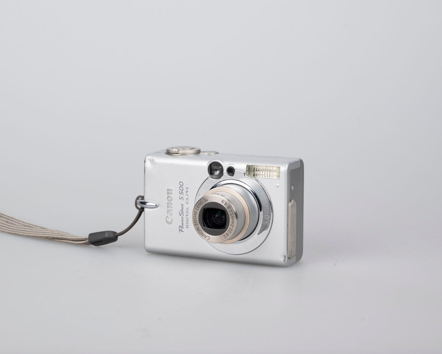 Canon Powershot S500 Digital Elph 5MP CCD digicam w/ 1GB CF card + battery + charger