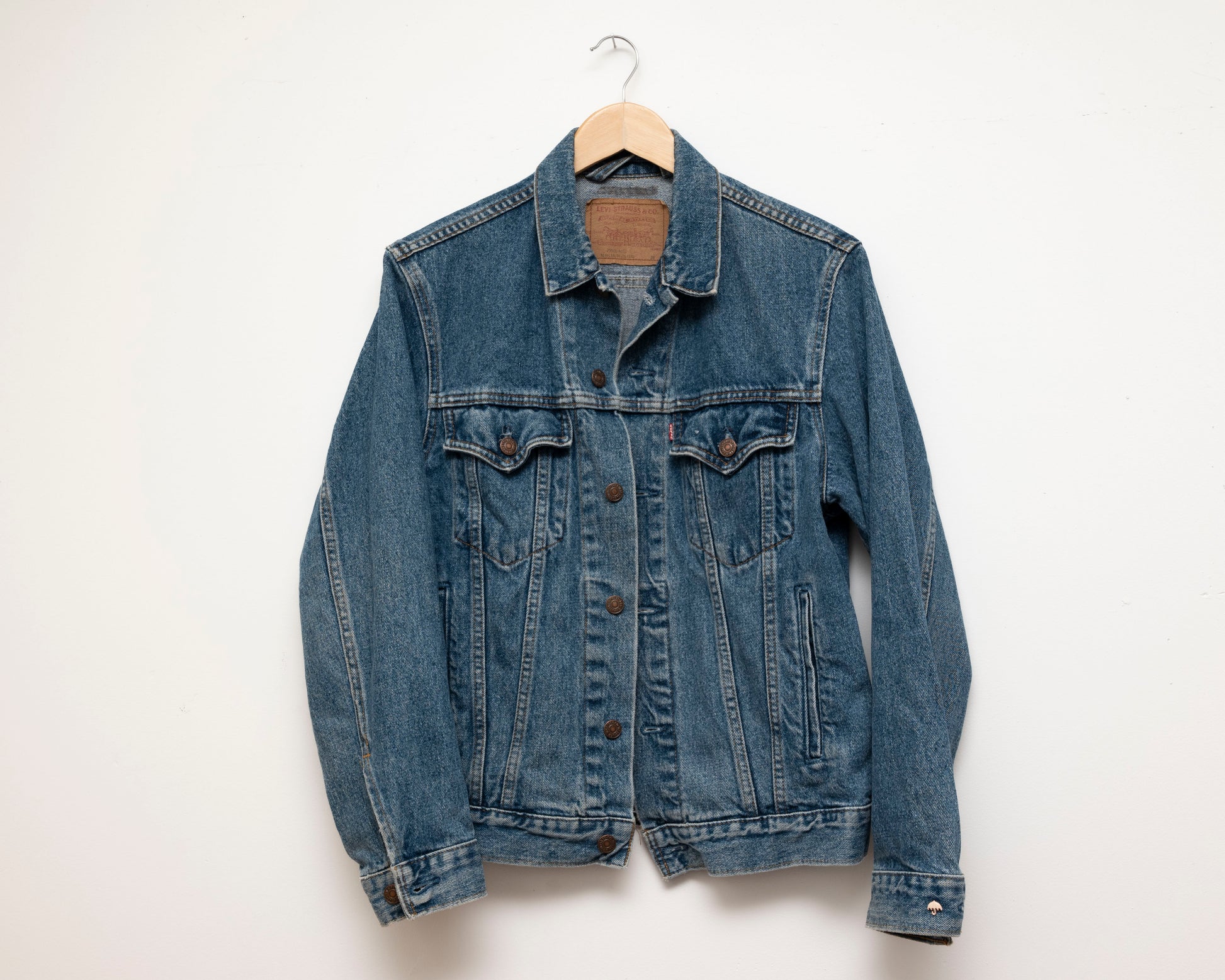 levi's denim jean trucker jacket small 