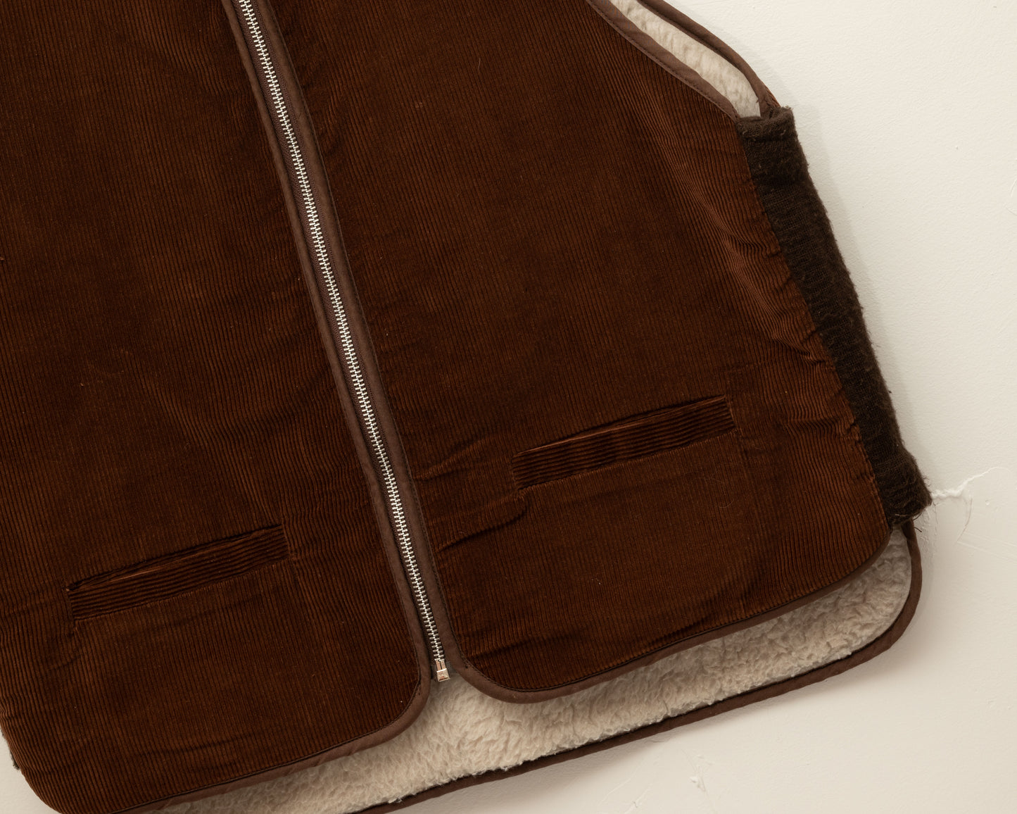Gilet sherpa Hammil en velours côtelé marron