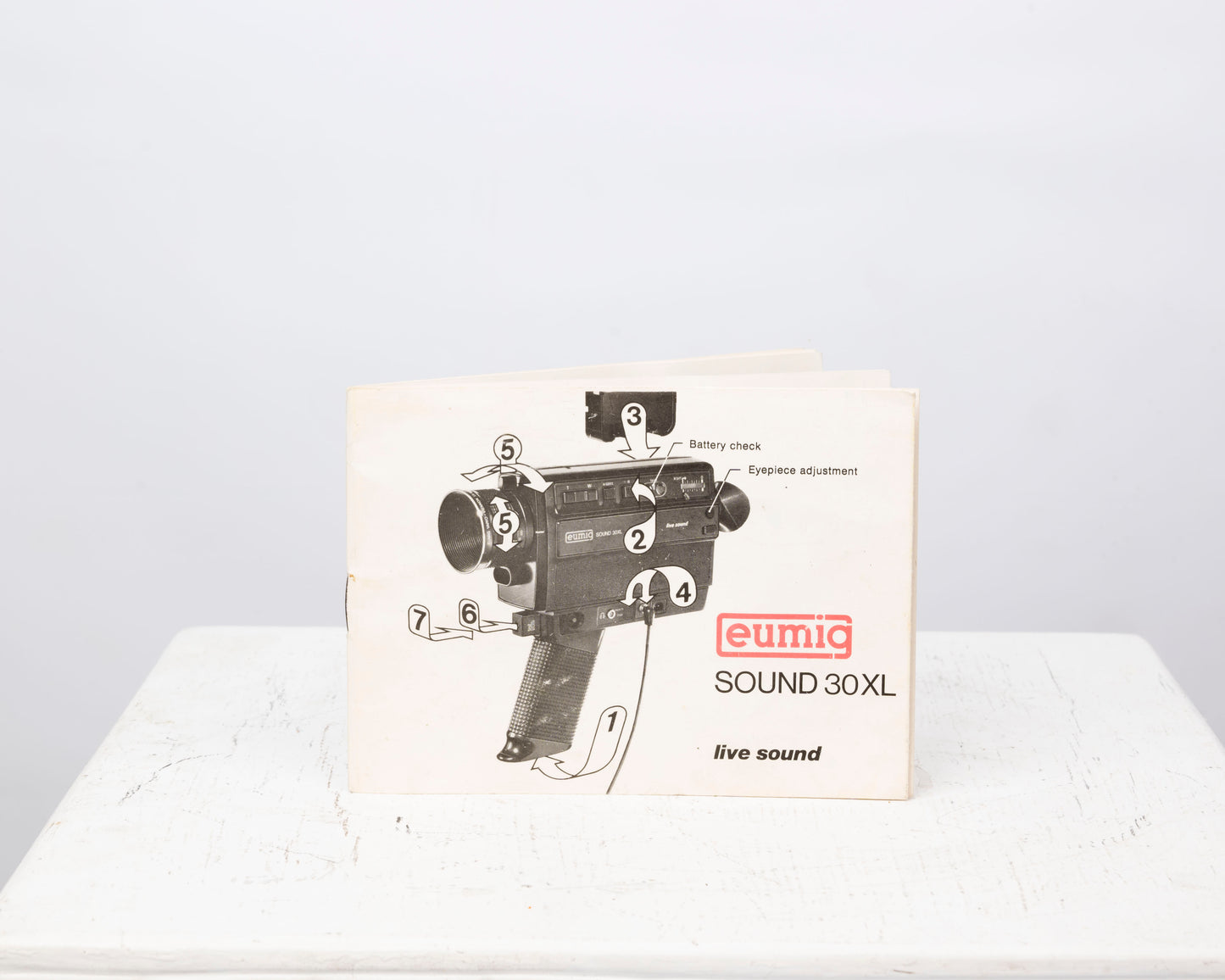 Caméra Eumig Sound 30XL Super 8 avec boîte d'origine + accessoires