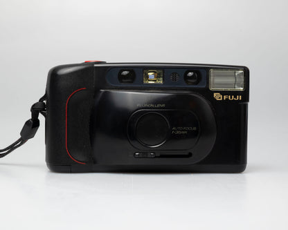 Fujifilm DL-60 35mm film camera (serial 21009541)