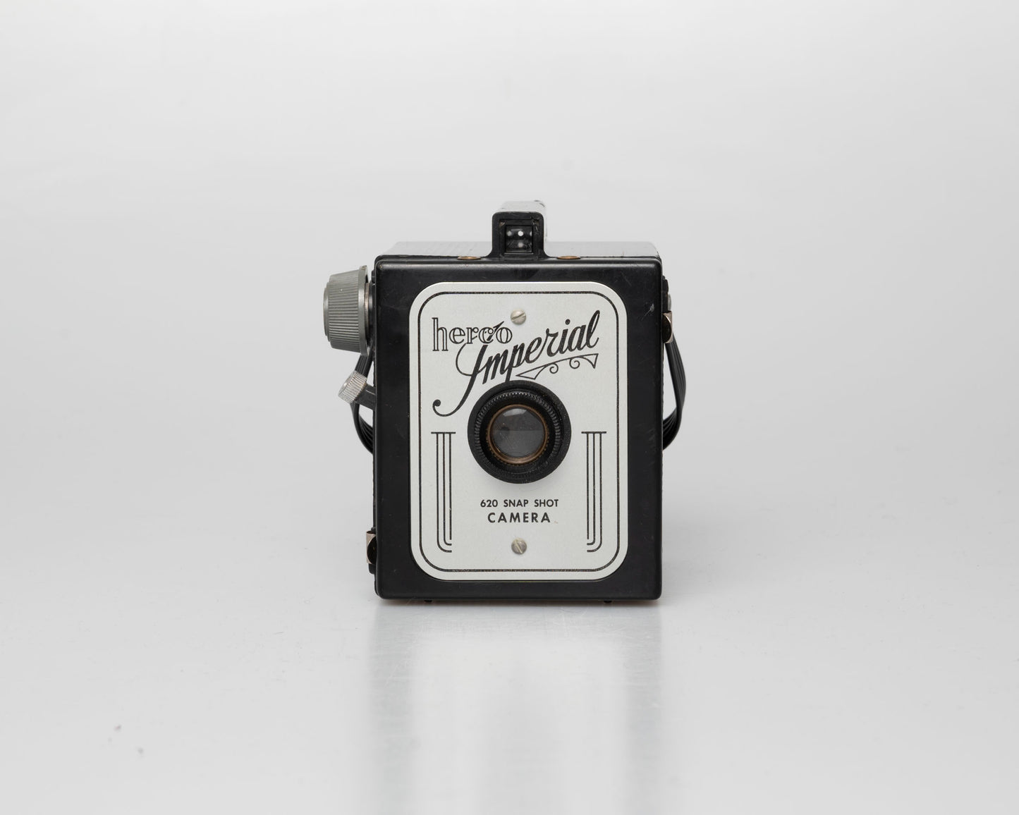 Herco Imperial 620 Snap Shot camera with flash-holder