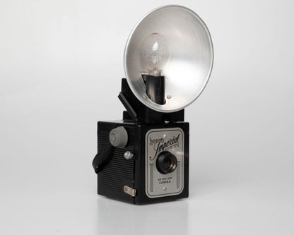 Herco Imperial 620 Snap Shot camera with flash-holder