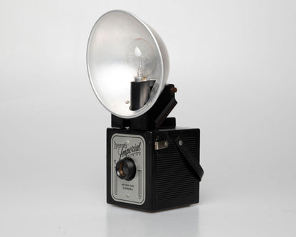 Herco Imperial 620 Snap Shot camera with flash-holder