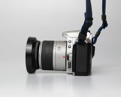 Minolta Maxxum 4 Reflex 35mm à film avec objectif 28-80mm (numéro de série 39314484)