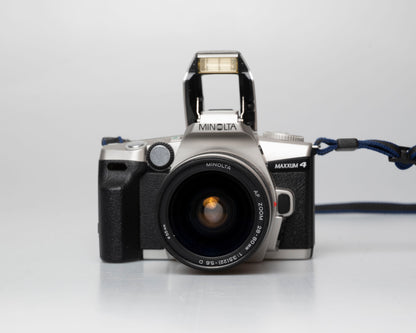 Minolta Maxxum 4 Reflex 35mm à film avec objectif 28-80mm (numéro de série 39314484)