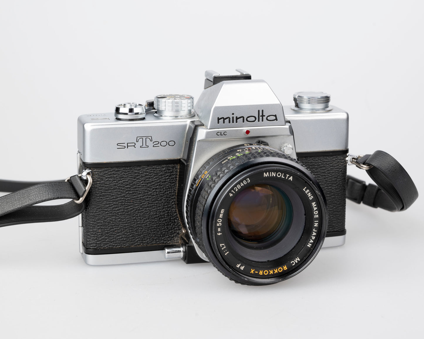Minolta SRT 200 35mm SLR w/ Rokkor 50mm f1.7 lens + ever-ready case (serial 7527170)