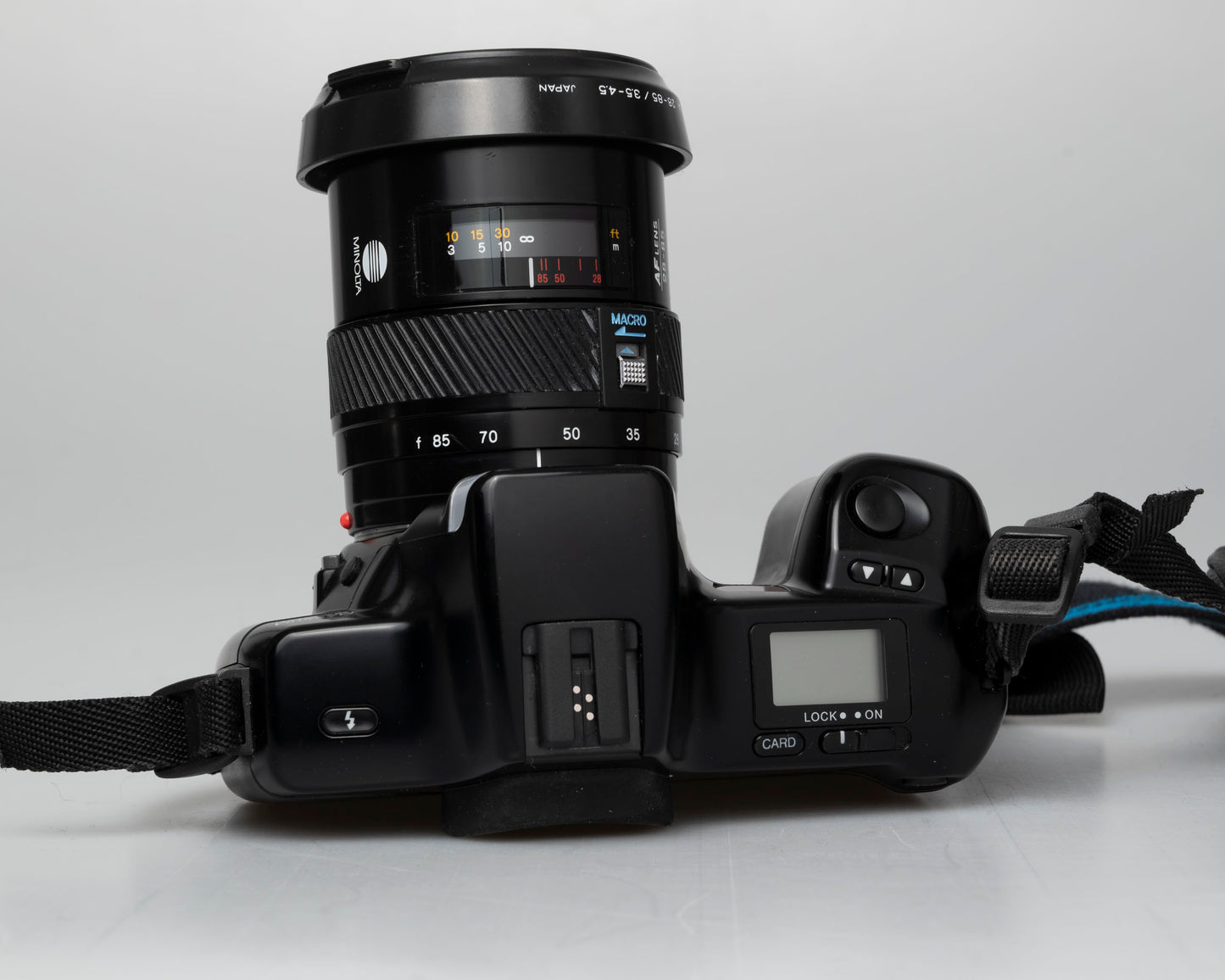 Minolta Maxxum 5000i 35mm film SLR w/ 28-85mm lens