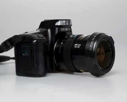 Minolta Maxxum 5000i 35mm film SLR w/ 28-85mm lens