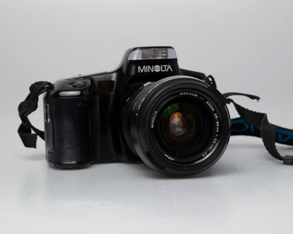 Minolta Maxxum 5000i 35mm film SLR w/ 28-85mm lens