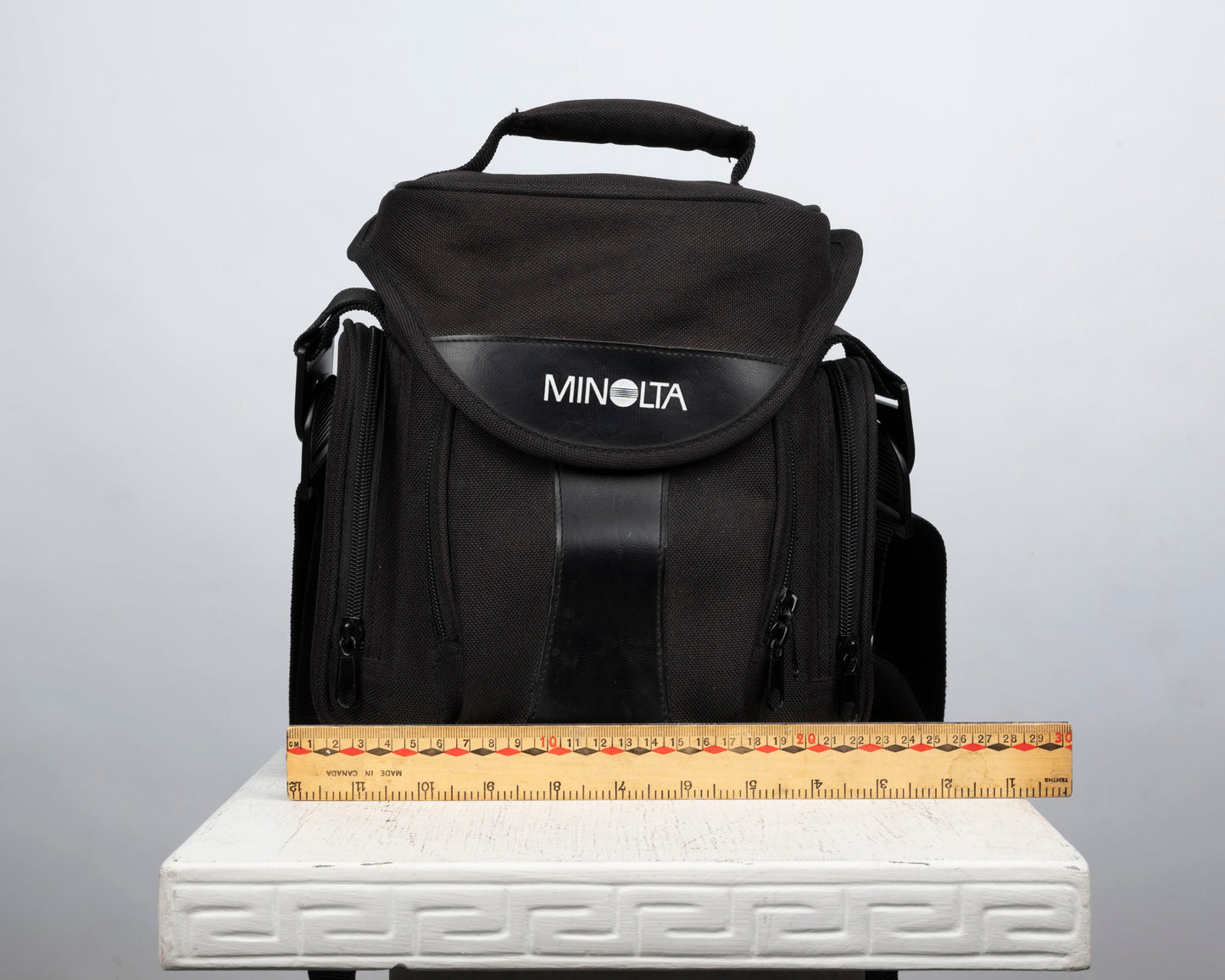 Sac bandoulière compact noir pour appareil photo Minolta