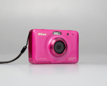 Nikon Coolpix S30 10 MP digicam w/ 4GB SD card (serial 52004673)