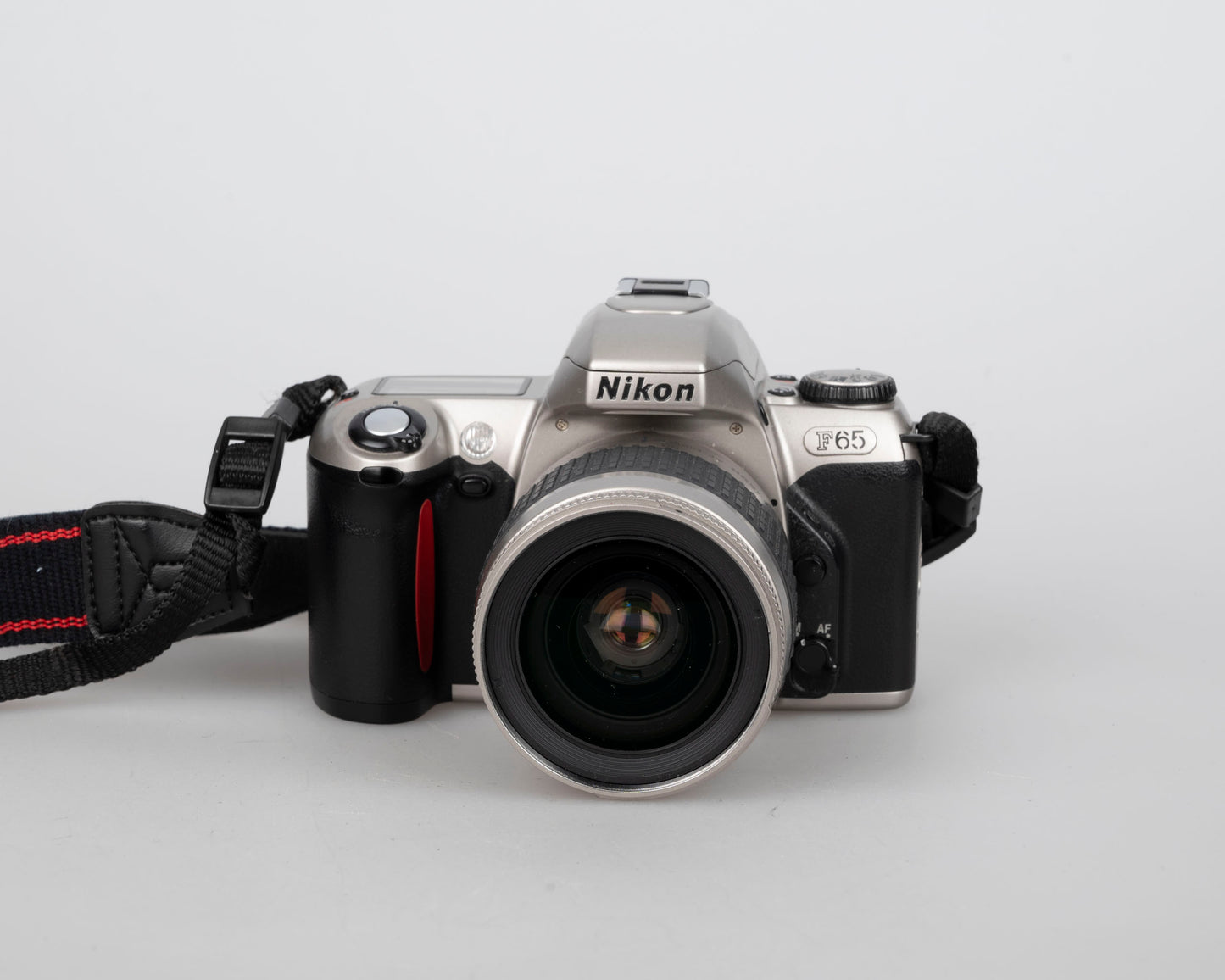 Nikon F65 (aka N65) 35mm film SLR w/ AF Nikkor 28-80mm lens (serial 216507)