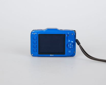 Nikon Coolpix S31 10 MP digicam w/ 4GB SD card + battery + charger