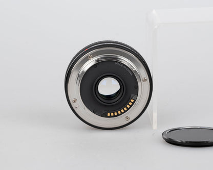 Olympus Zuiko Digital 25mm 1:2.8 Pancake lens (Four-Thirds mount)