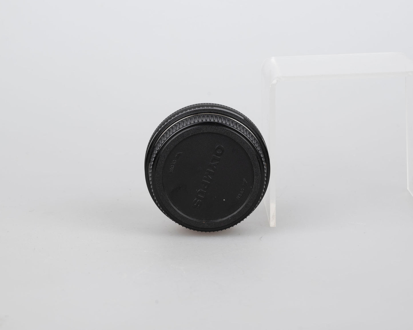Olympus Zuiko Digital 25mm 1:2.8 Pancake lens (Four-Thirds mount)