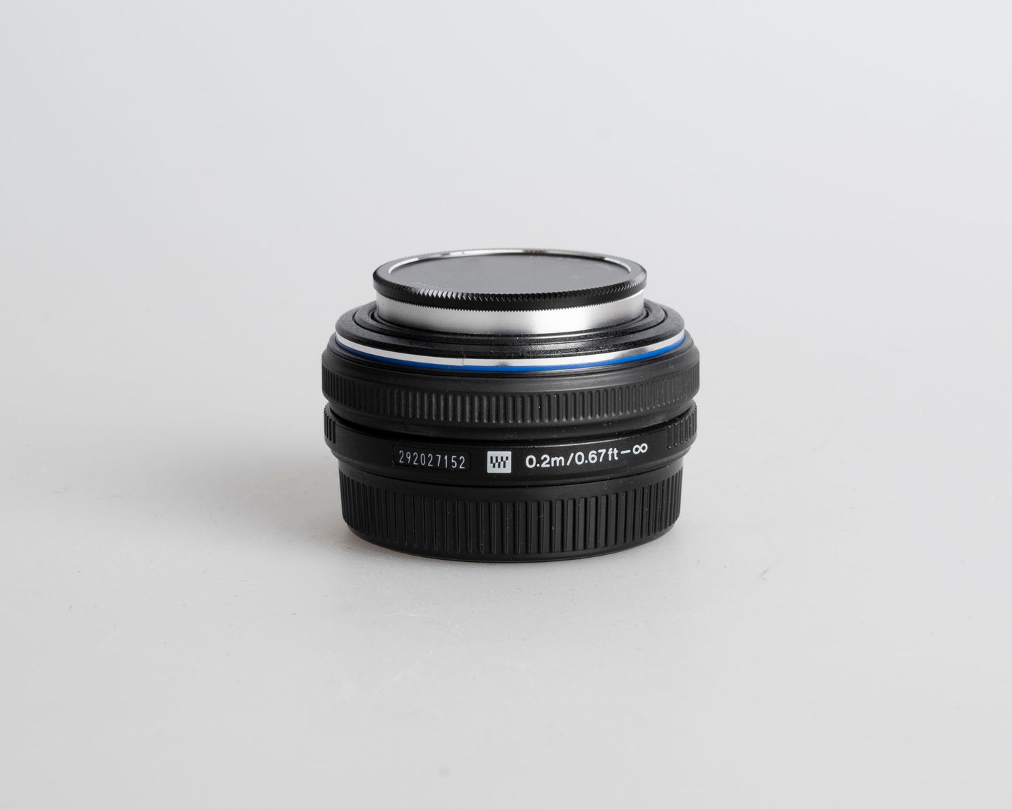 Olympus Zuiko Digital 25mm 1:2.8 Pancake lens (Four-Thirds mount)