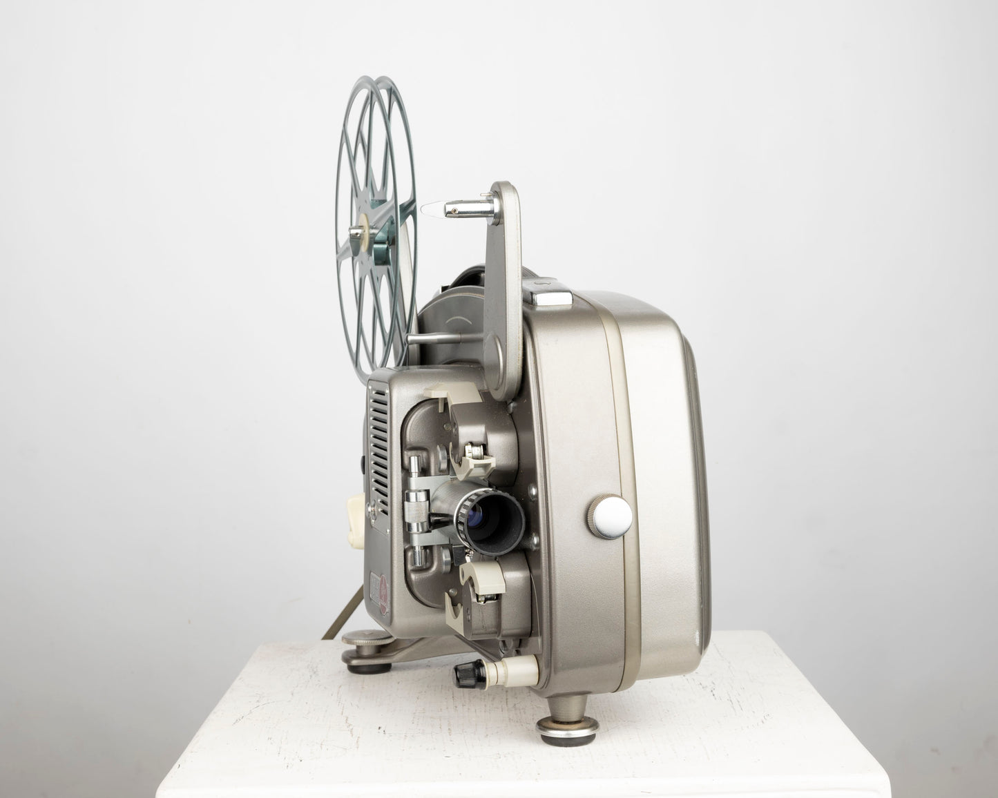 Projecteur de cinéma Paillard Bolex 18-5 8 mm avec bobine réceptrice