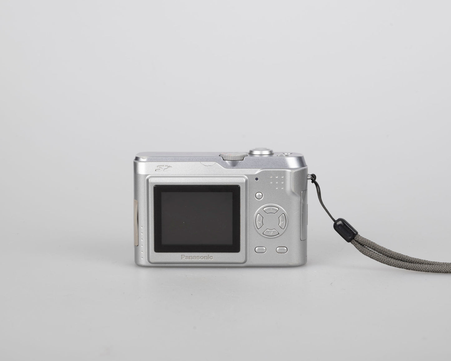 Panasonic Lumix DMC-LZ1 4 MP CCD sensor digicam (uses AA batteries + SD card memory)