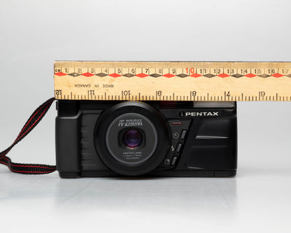 Pentax Zoom-70 (IQZoom) 35mm camera w/case (serial 5186332)