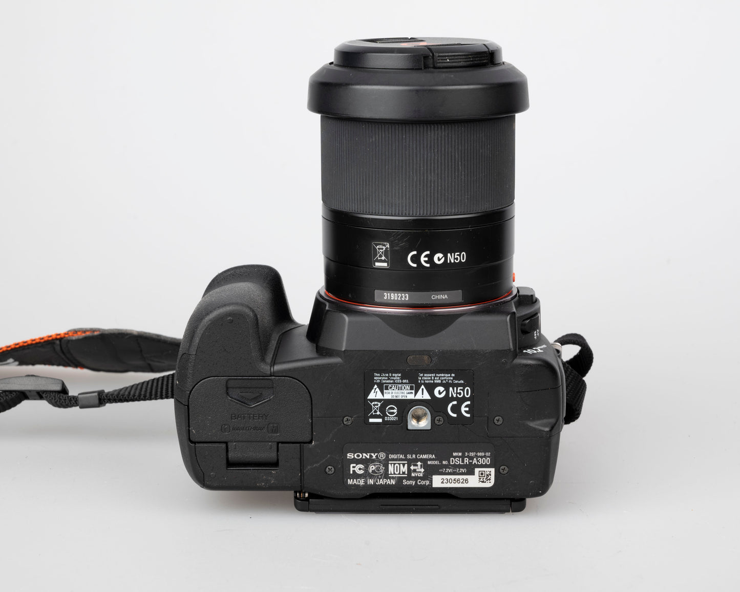 Sony Alpha DSLR-A300 10.2MP CCD sensor  Digital SLR Camera w/ DT 18-70mm f/3.5-5.6 Zoom Lens