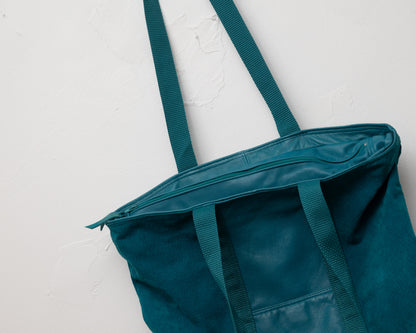Sac fourre-tout en cuir et daim bleu sarcelle