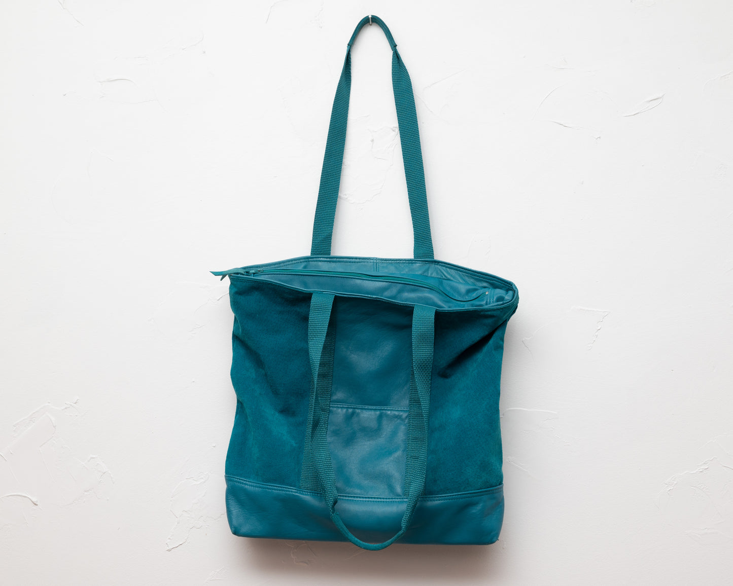 Sac fourre-tout en cuir et daim bleu sarcelle